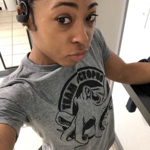 Meet your Posher, Nakia